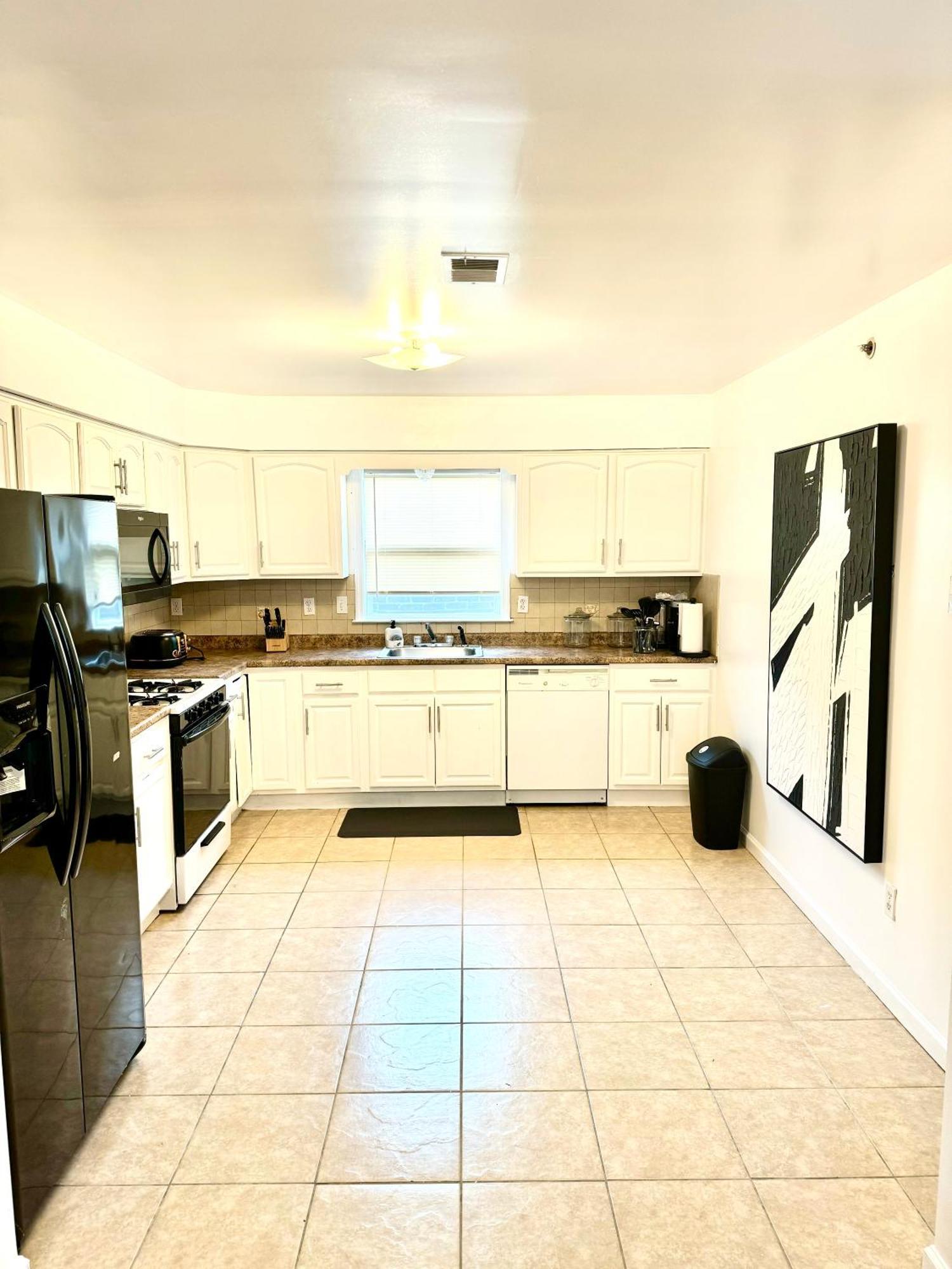 Stylish Evergreen Apartment By Newark Airport 外观 照片